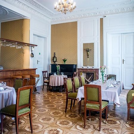 Palac Racot Kościan Екстериор снимка